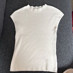 OAK + FORT Cream Ribbed Cap-Sleeve Knit Top